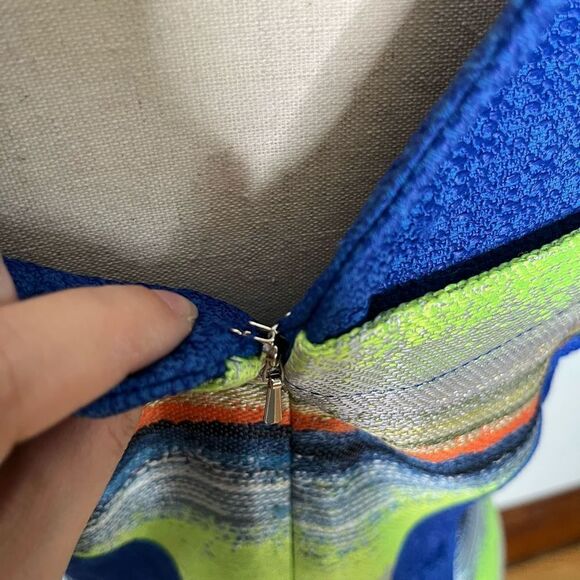 Stunning NWT Hilton Hollis Dress - Picture 5 of 12